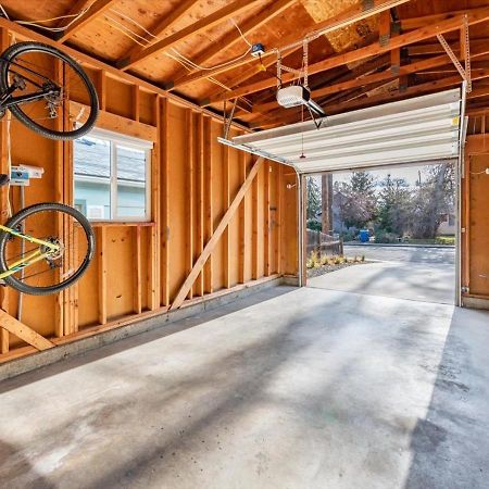 Mid Century Modern Boise-River Bungalow W/ Hot Tub Dış mekan fotoğraf