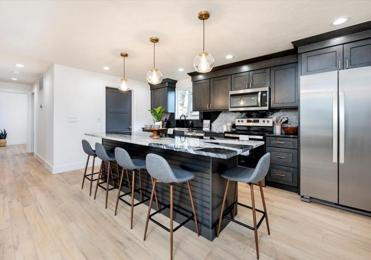 Mid Century Modern Boise-River Bungalow W/ Hot Tub Dış mekan fotoğraf