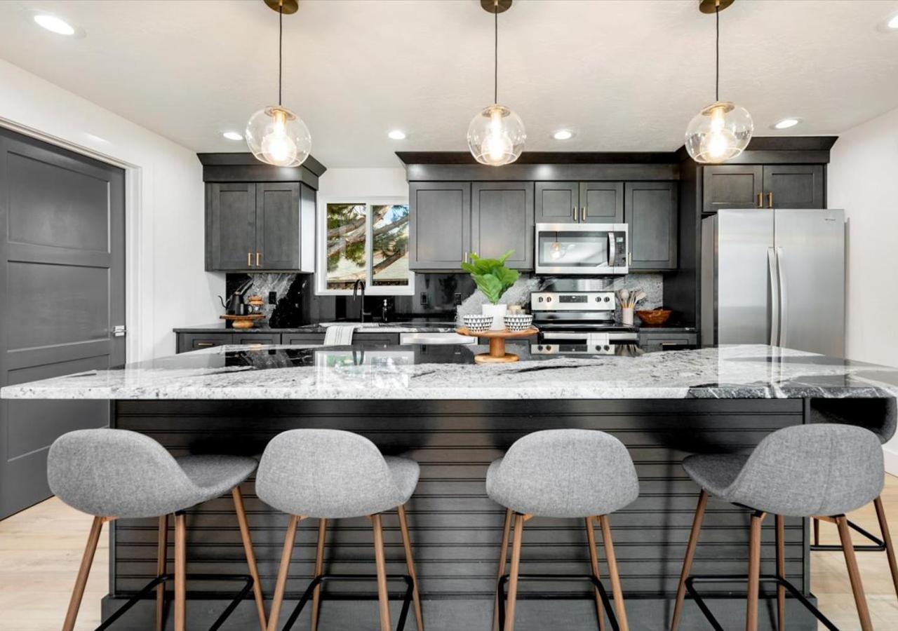Mid Century Modern Boise-River Bungalow W/ Hot Tub Dış mekan fotoğraf